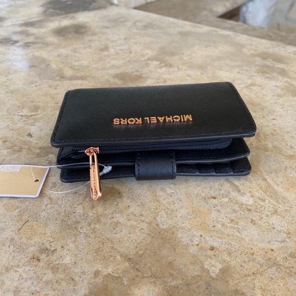 NWT Michael Kors Emmy Grommet Satchel&wallet - Picture 9 of 13